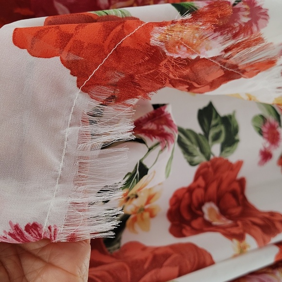 Umgee Floral Sheer Duster Size Medium Large Pink Red Raw Hem - Picture 8 of 8